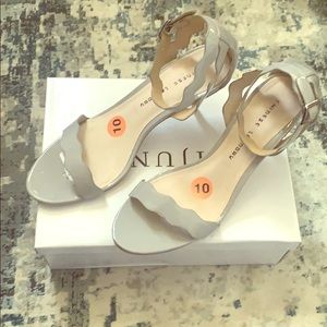 Chinese Laundry heels - size 10, grey